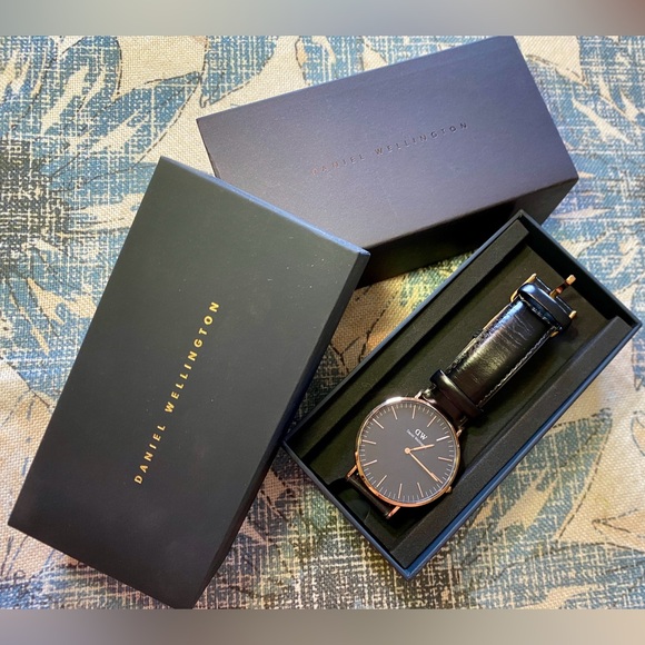 Daniel Wellington Classic Black and Rose Gold Watch - Picture 1 of 13